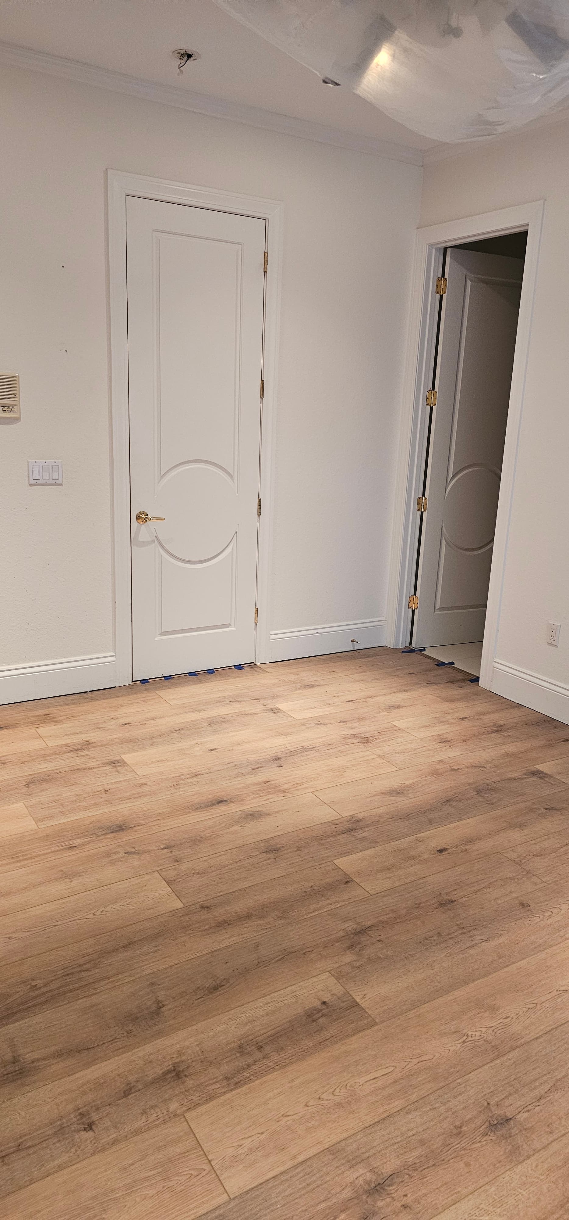 Warm Hardwood Finish